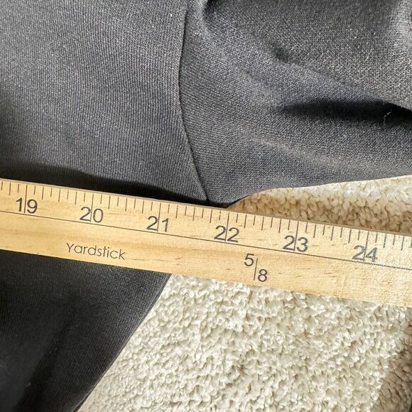 Divided H&M‎ Ariana Grande Thank U Next Sweatshirt Womens XS Black Pullover Crop - Picture 4 of 9